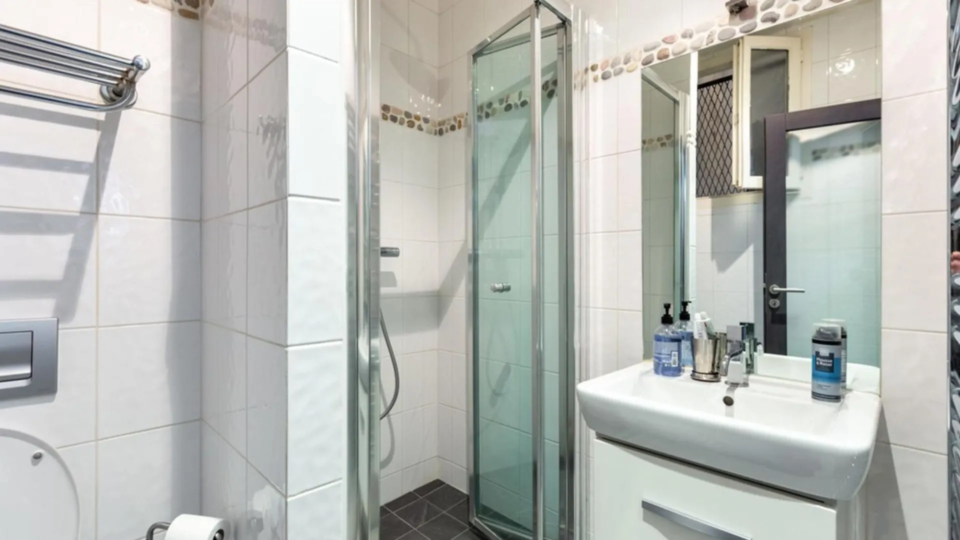 Apartment Spacious And Pleasant Nest 2 Steps From Montmartre